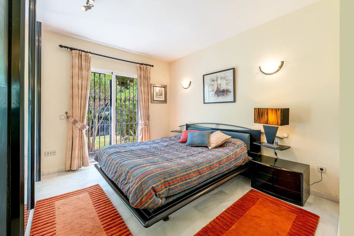 3 Bedroom Detached Villa for Sale in El Chaparral, Málaga - Image 6