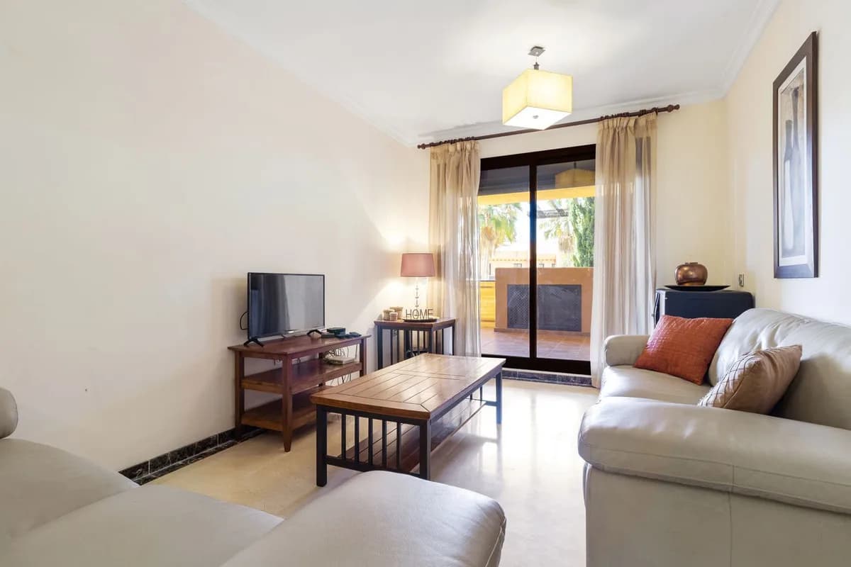 2 Bedroom Ground Floor Apartment for Sale in La Cala de Mijas, Málaga - Image 4
