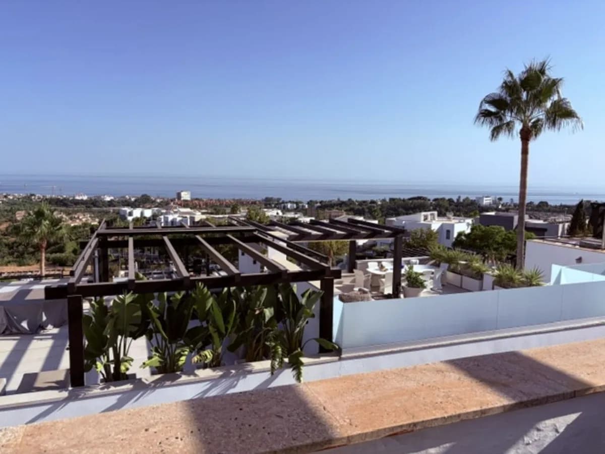 3 Bedroom Duplex for Sale in Santa Clara, Málaga