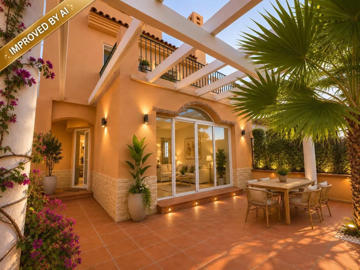 3 Bedroom Detached Villa for Sale in Riviera del Sol, Málaga - Image 2