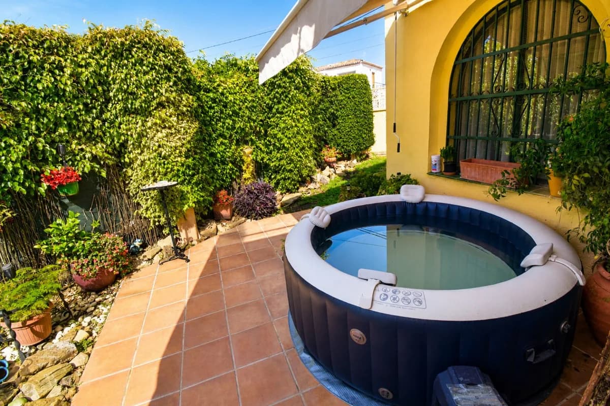 3 Bedroom Detached Villa for Sale in Marbella, Málaga - Image 4