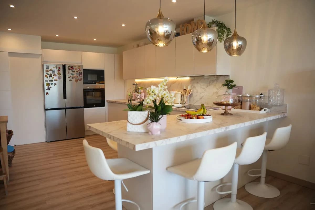 4 Bedroom Townhouse for Sale in Benalmadena Costa, Málaga - Image 2