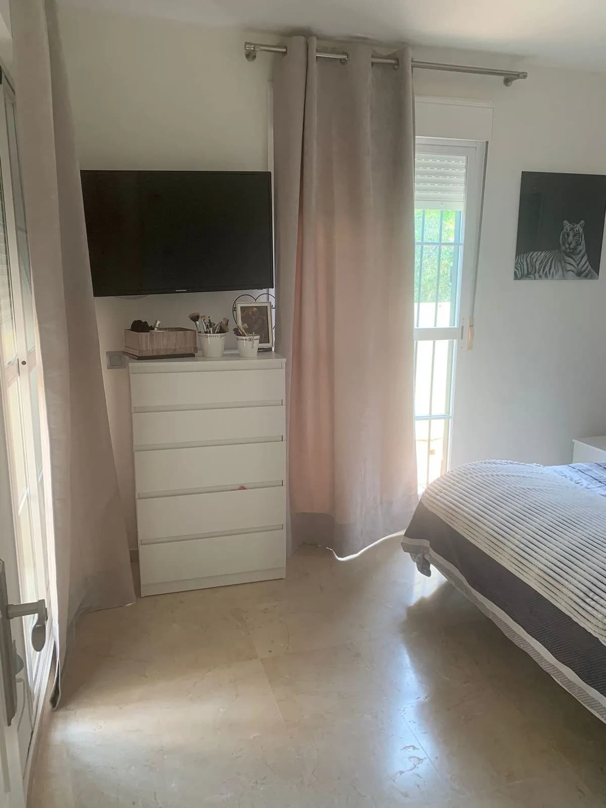 4 Bedroom Townhouse for Sale in Manilva, Málaga - Image 6
