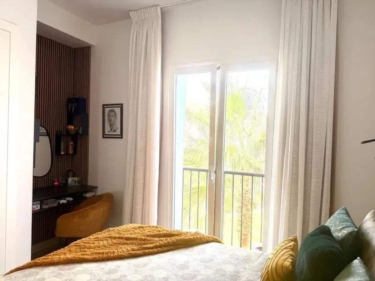 3 Bedroom Penthouse for Sale in El Paraiso, Málaga - Image 3