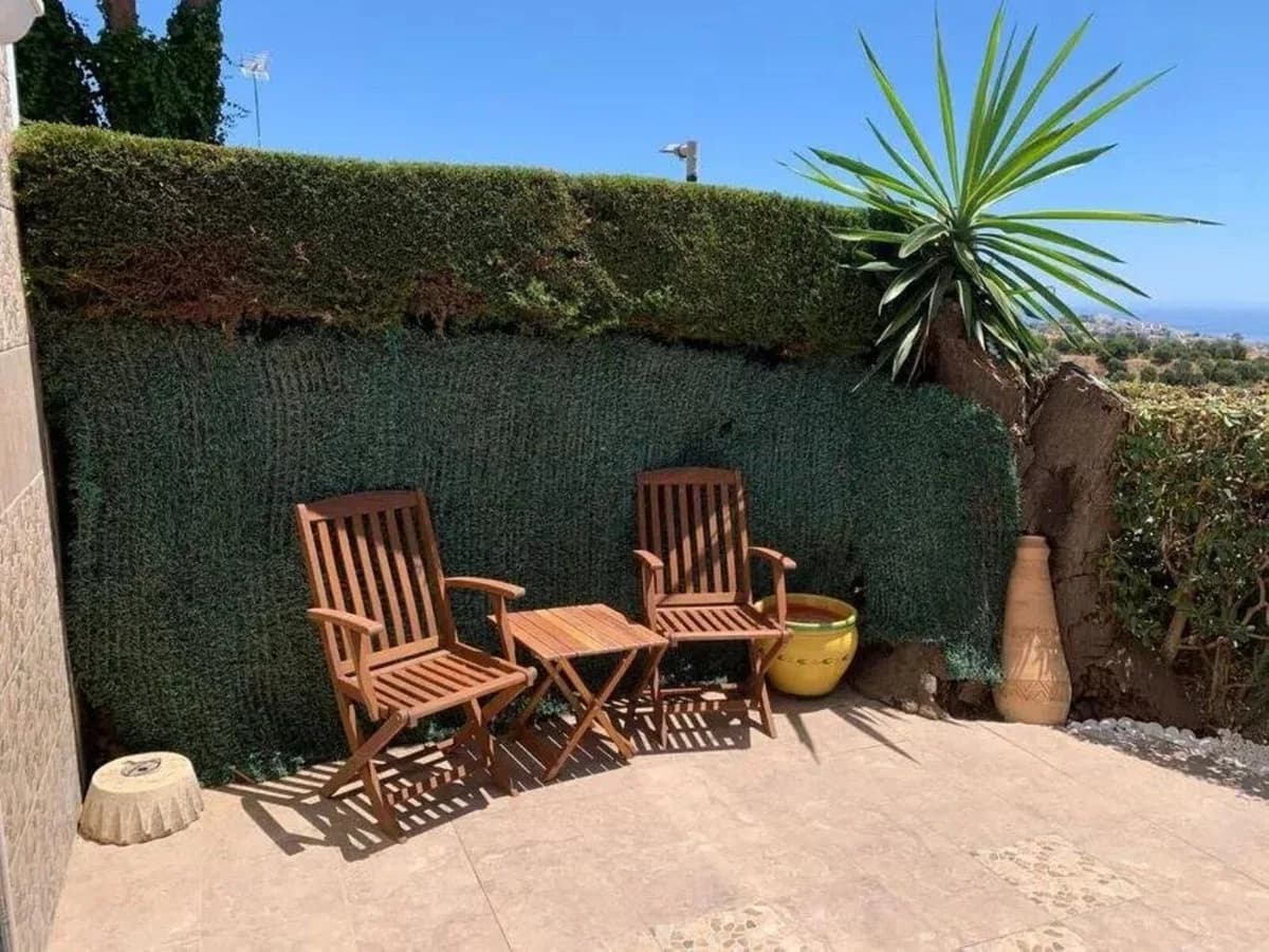 2 Bedroom Ground Floor Apartment for Sale in Calahonda, Málaga - Image 2