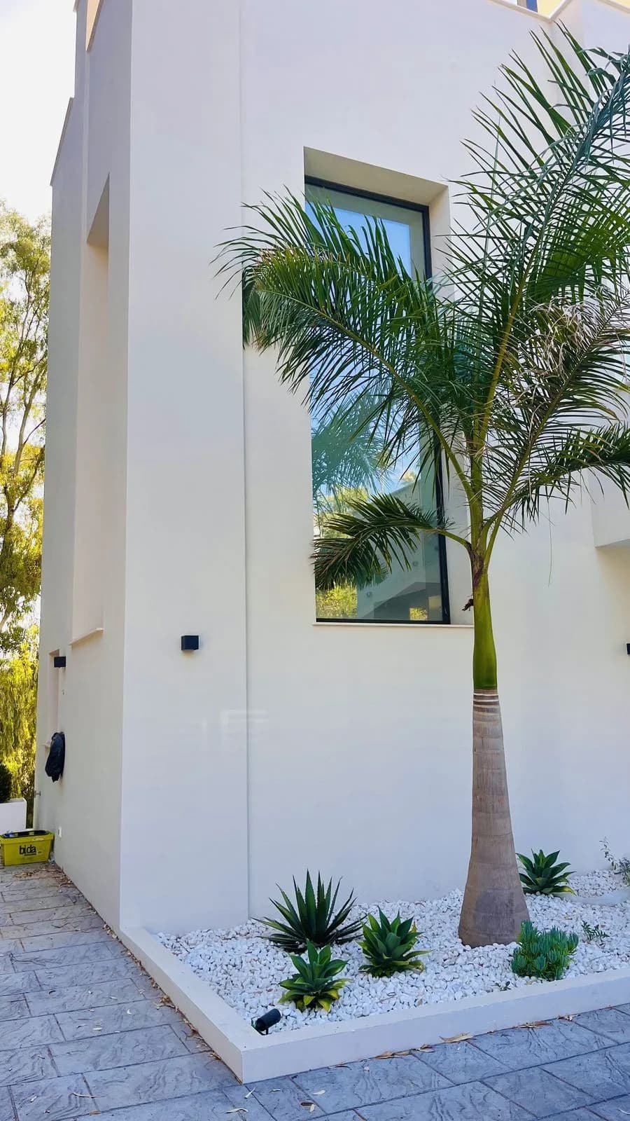 5 Bedroom Detached Villa for Sale in Nueva Andalucía, Málaga - Image 8