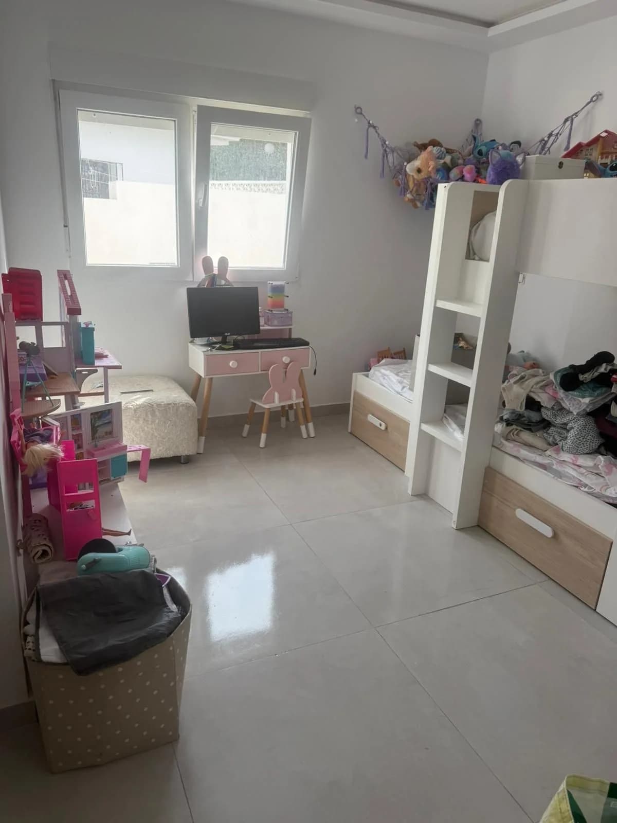 3 Bedroom Semi-Detached House for Sale in Manilva, Málaga - Image 5