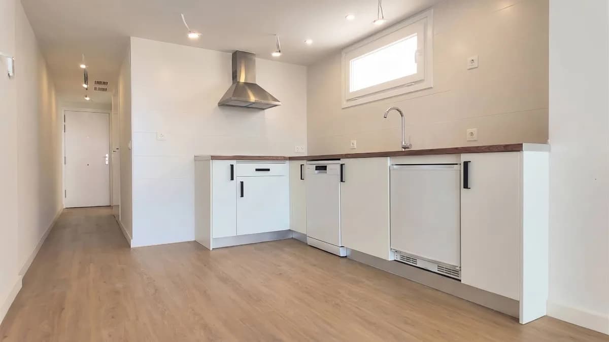 2 Bedroom Ground Floor Apartment for Sale in Torreblanca, Málaga - Image 5
