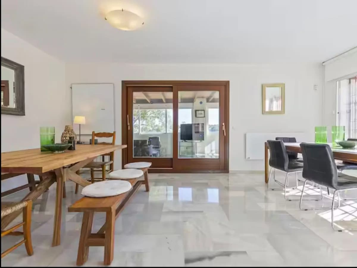 6 Bedroom Detached Villa for Sale in Elviria, Málaga - Image 6