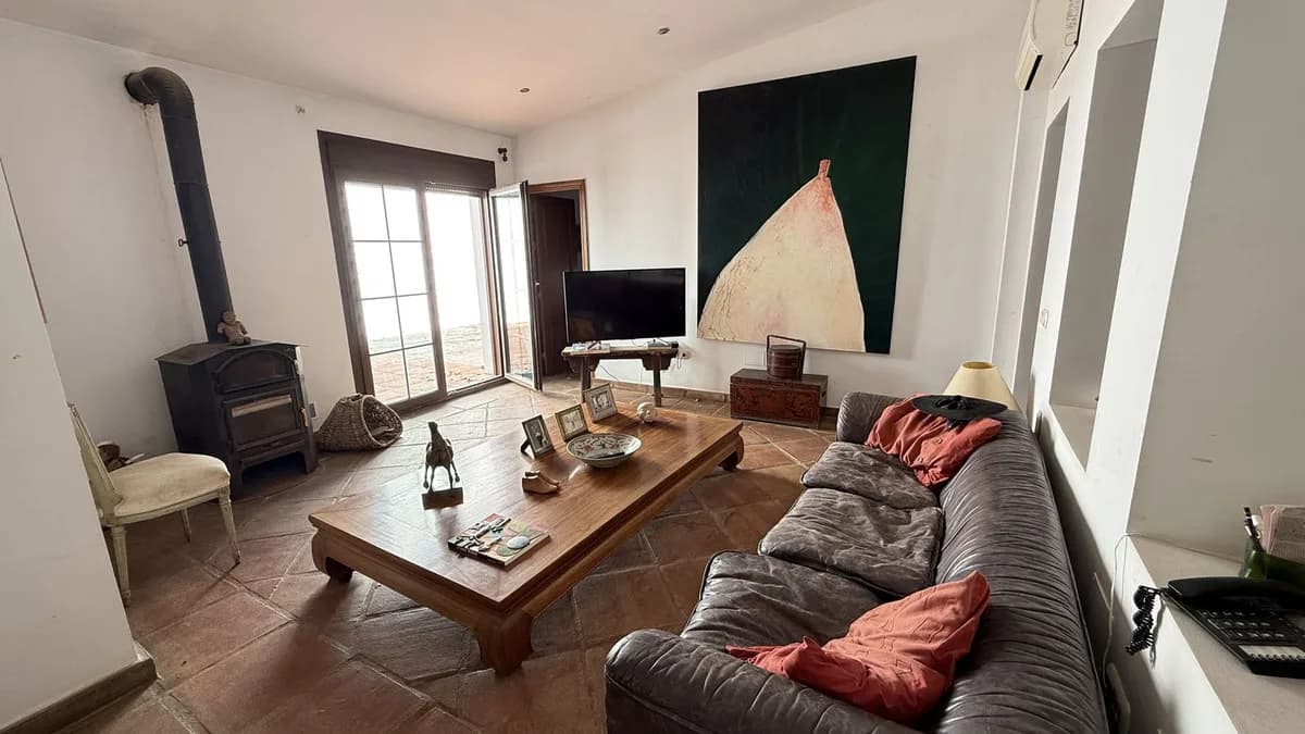 7 Bedroom Finca - Cortijo for Sale in Alhaurín el Grande, Málaga - Image 5