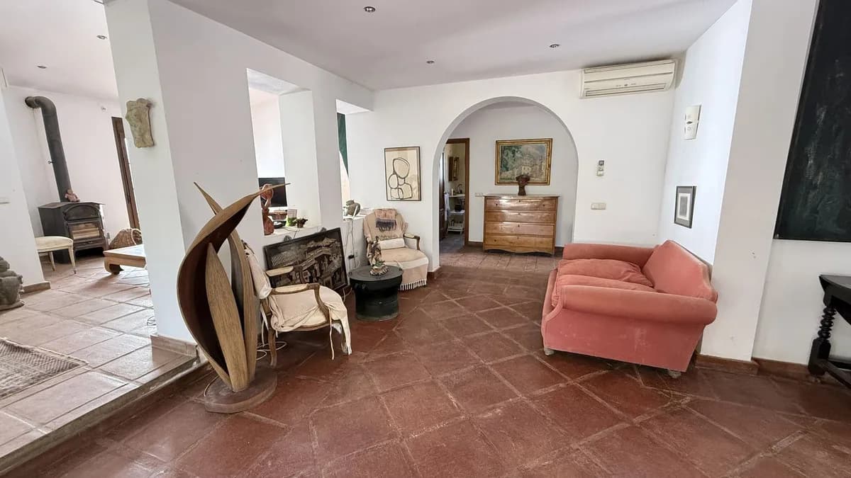 7 Bedroom Finca - Cortijo for Sale in Alhaurín el Grande, Málaga - Image 7