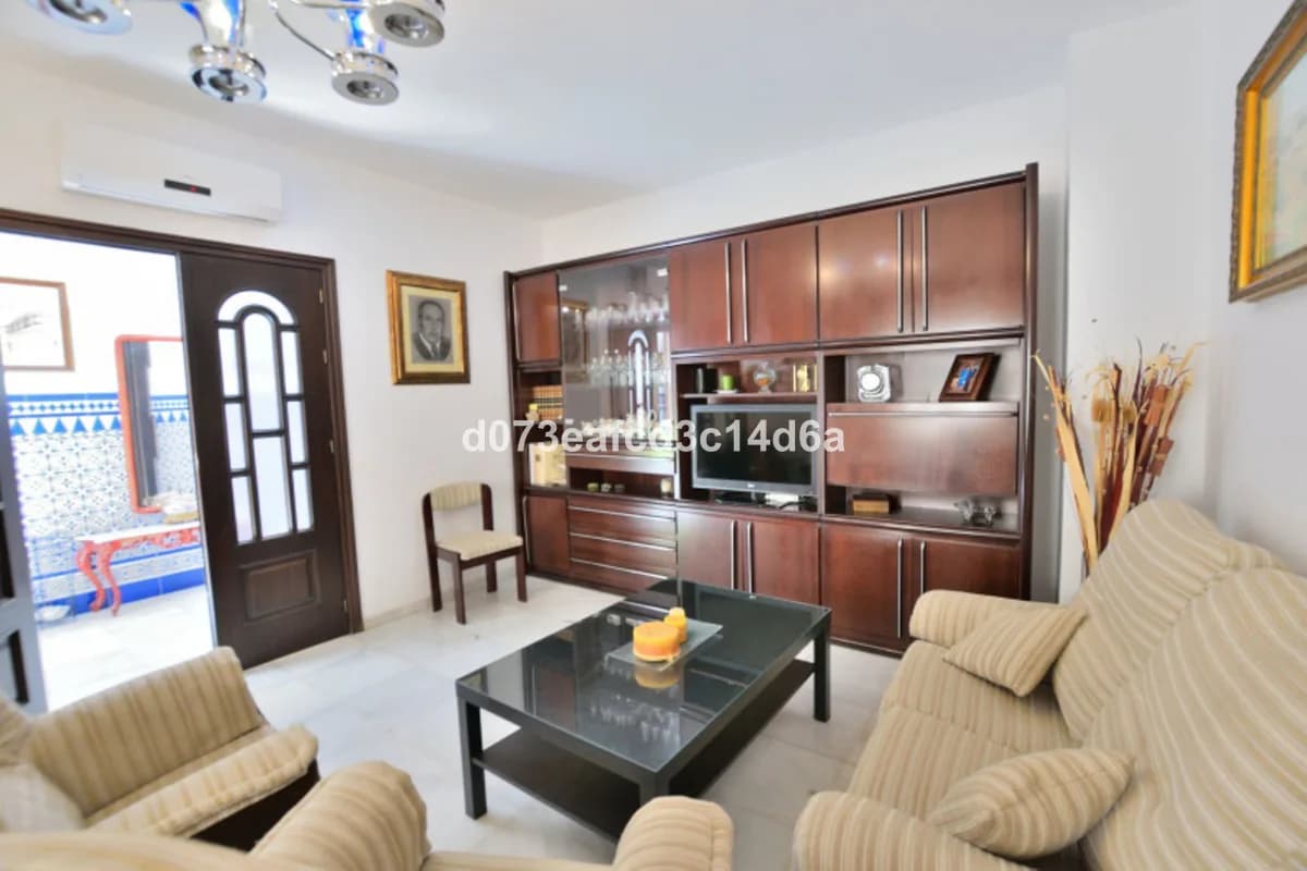 6 Bedroom Townhouse for Sale in Ronda, Málaga - Image 5