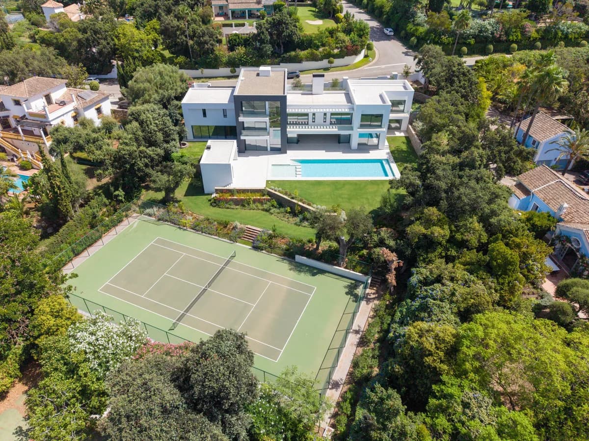 7 Bedroom Detached Villa for Sale in Sotogrande Alto, Cádiz