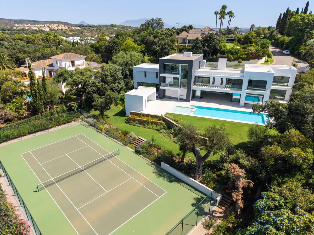 7 Bedroom Detached Villa for Sale in Sotogrande Alto, Cádiz - Image 3