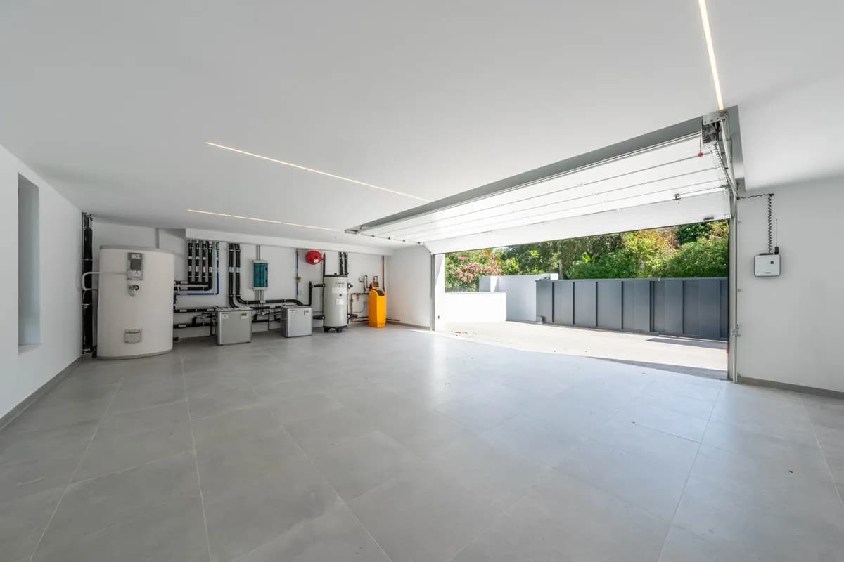 7 Bedroom Detached Villa for Sale in Sotogrande Alto, Cádiz - Image 9