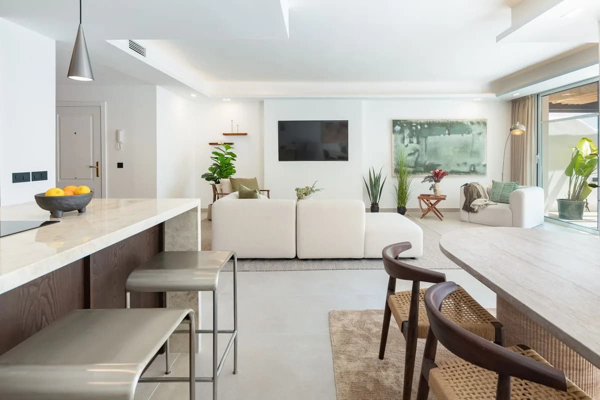 3 Bedroom Penthouse for Sale in La Quinta, Málaga - Image 7