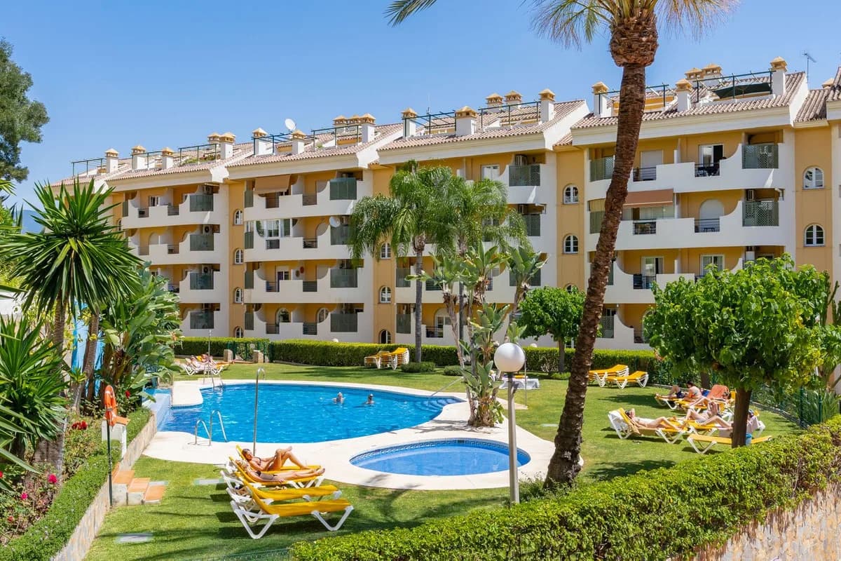 2 Bedroom Penthouse Duplex for Sale in Nueva Andalucía, Málaga