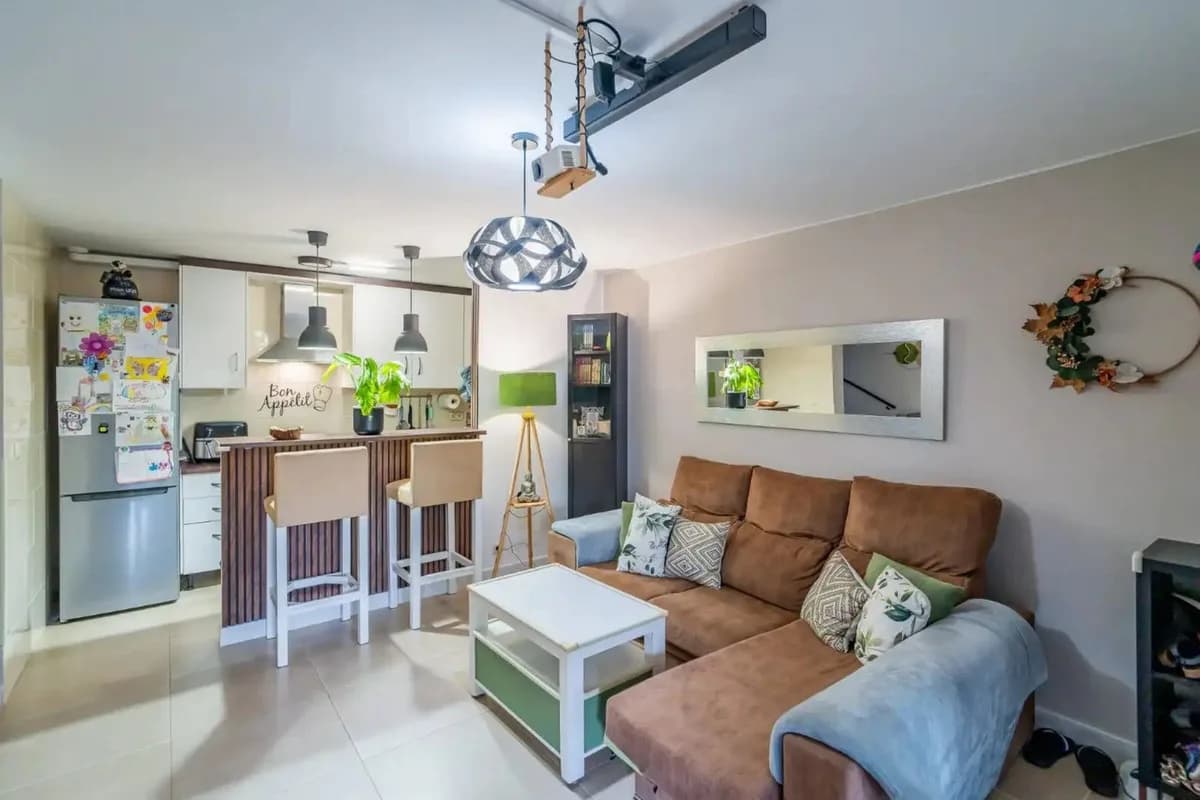 2 Bedroom Townhouse for Sale in Atalaya, Málaga - Image 8