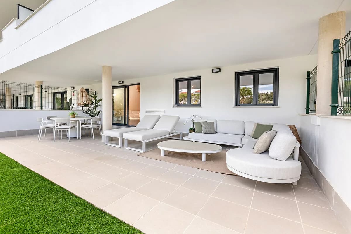 2 Bedroom Ground Floor Apartment for Sale in Selwo, Málaga - Image 7