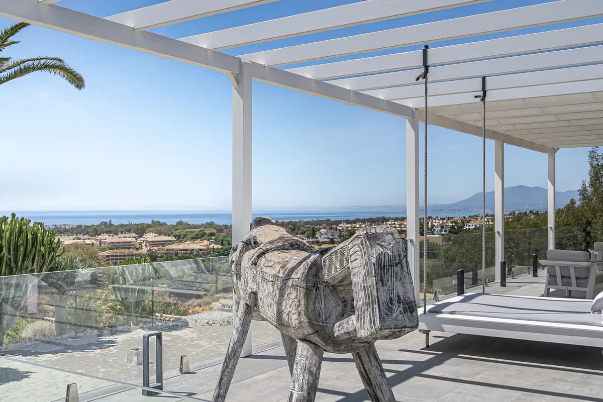 7 Bedroom Detached Villa for Sale in Elviria, Málaga - Image 7