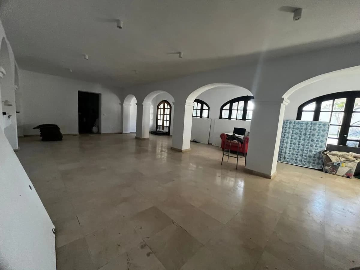 5 Bedroom Detached Villa for Sale in Mijas Costa, Málaga - Image 5