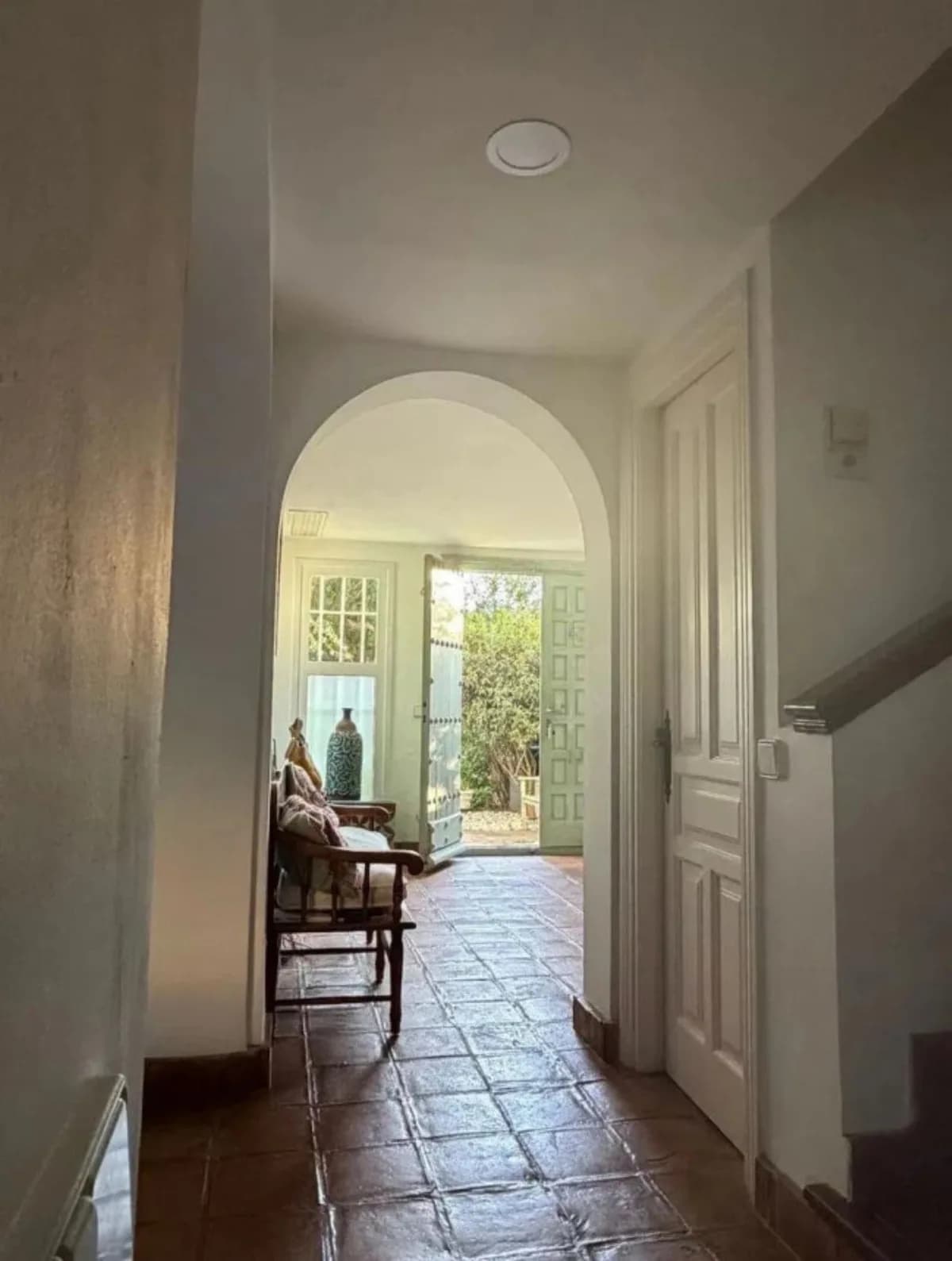 5 Bedroom Semi-Detached House for Sale in Sotogrande, Cádiz - Image 4