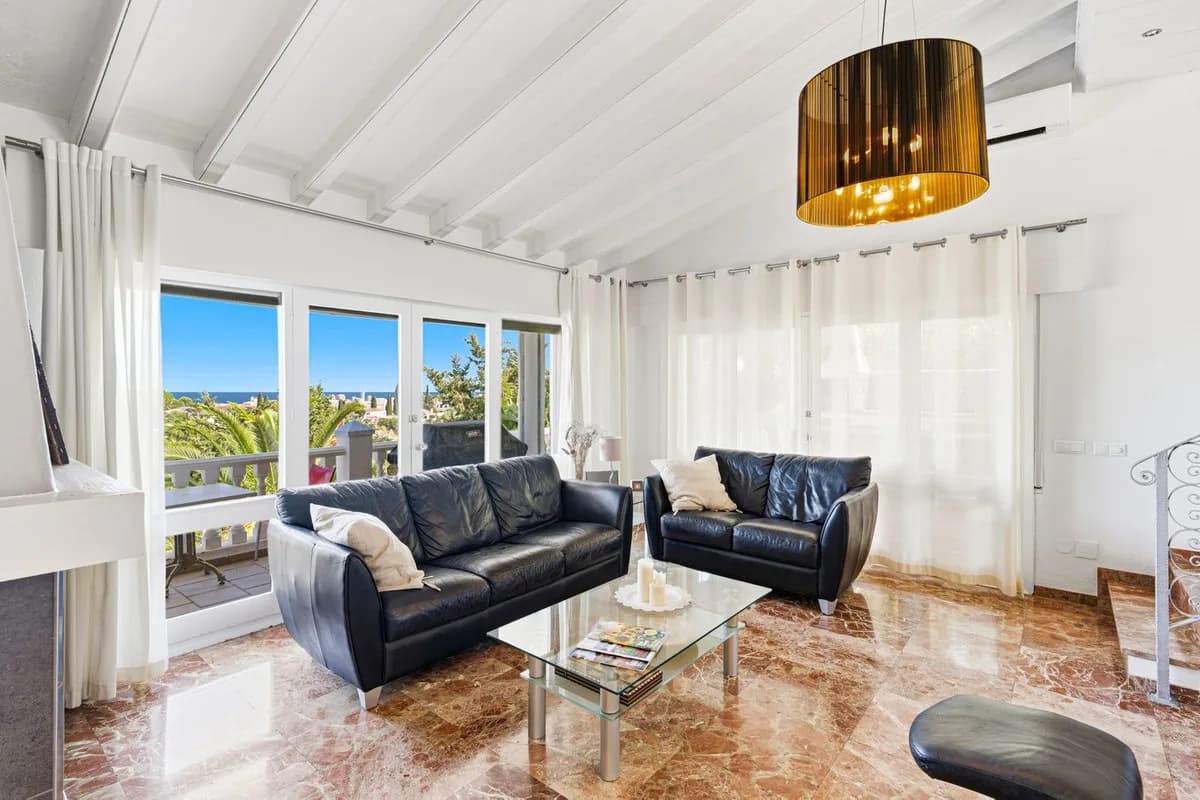 7 Bedroom Detached Villa for Sale in Mijas, Málaga - Image 3
