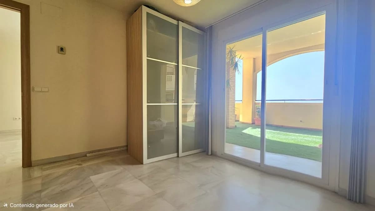 2 Bedroom Middle Floor Apartment for Sale in Mijas, Málaga - Image 5