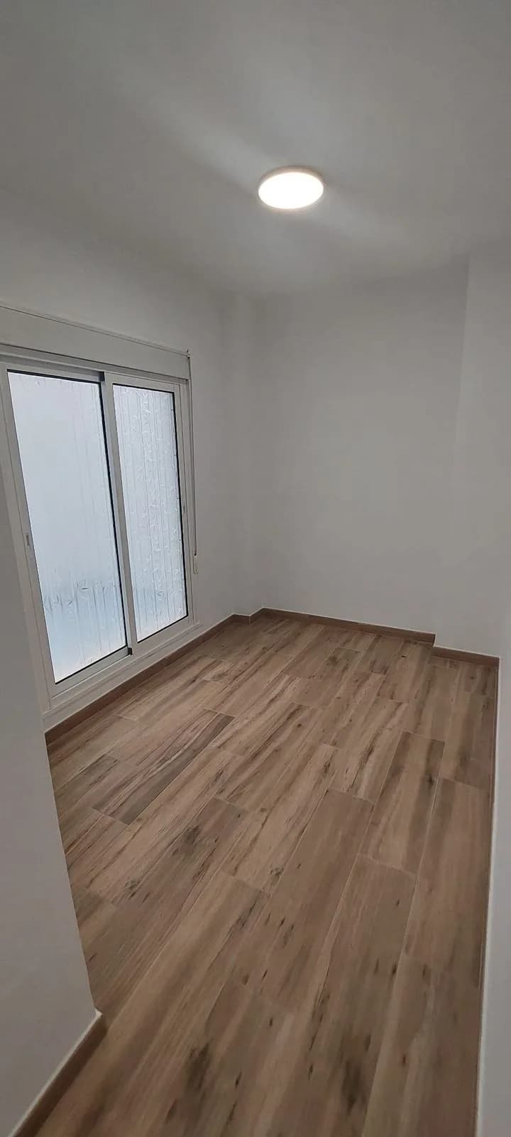 2 Bedroom Ground Floor Apartment for Sale in Fuengirola, Málaga - Image 7