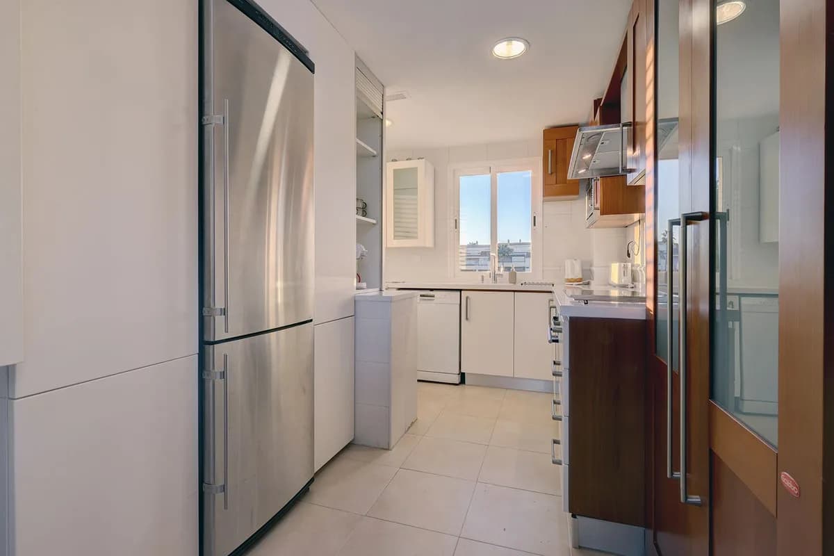 5 Bedroom Penthouse Duplex for Sale in Bahía de Marbella, Málaga - Image 7