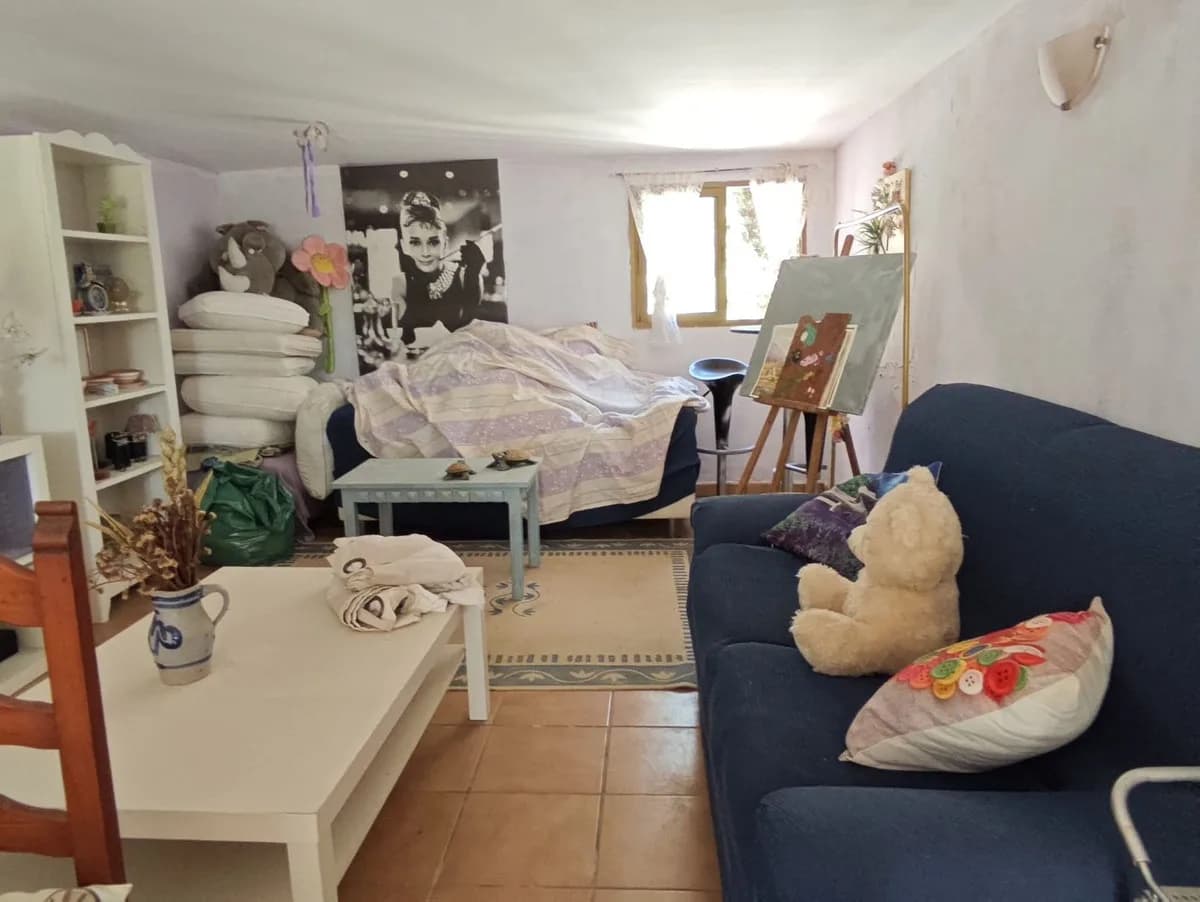 3 Bedroom Detached Villa for Sale in El Chaparral, Málaga - Image 7