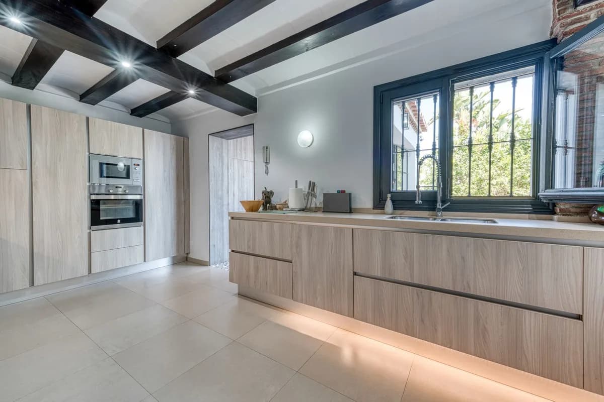 3 Bedroom Detached Villa for Sale in Casares Playa, Málaga - Image 6