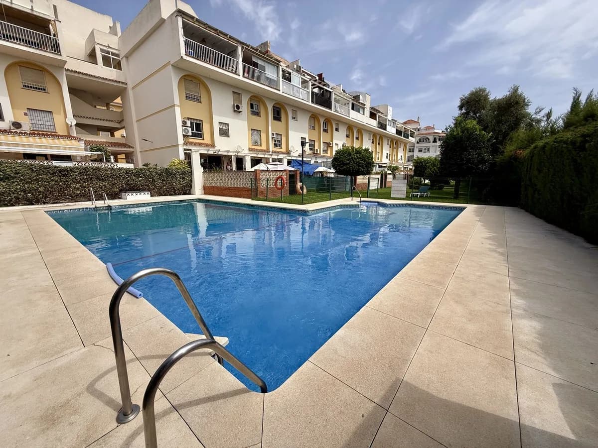 3 Bedroom Ground Floor Apartment for Sale in Torremolinos, Málaga