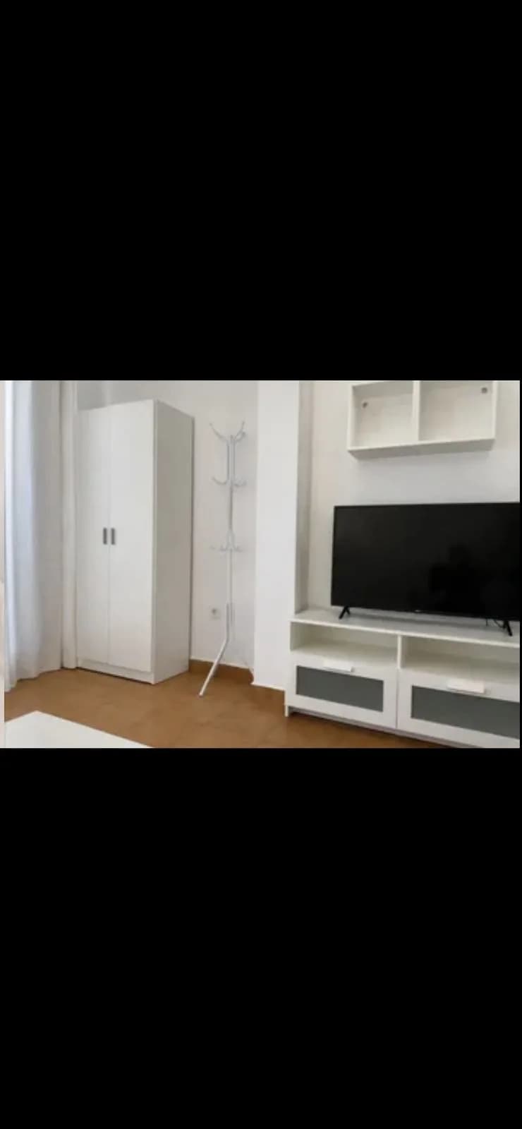 1 Bedroom Ground Floor Studio for Sale in Torremolinos, Málaga - Image 5