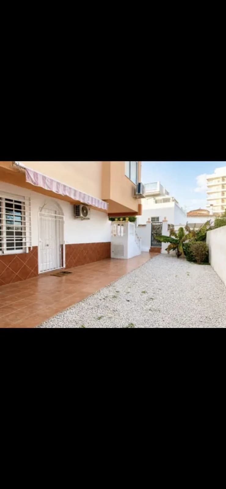 1 Bedroom Ground Floor Studio for Sale in Torremolinos, Málaga - Image 9