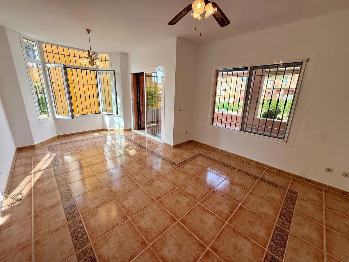 3 Bedroom Townhouse for Sale in Calahonda, Málaga - Image 9