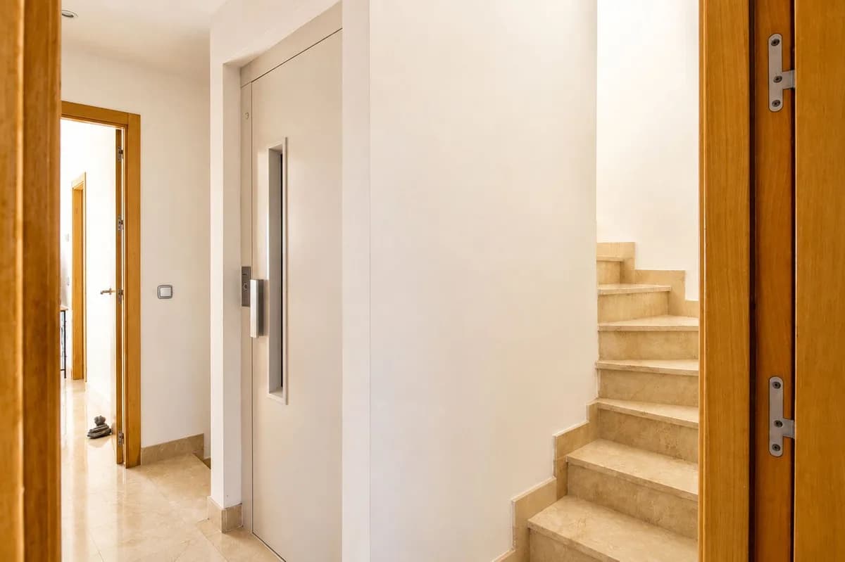 4 Bedroom Townhouse for Sale in Manilva, Málaga - Image 9
