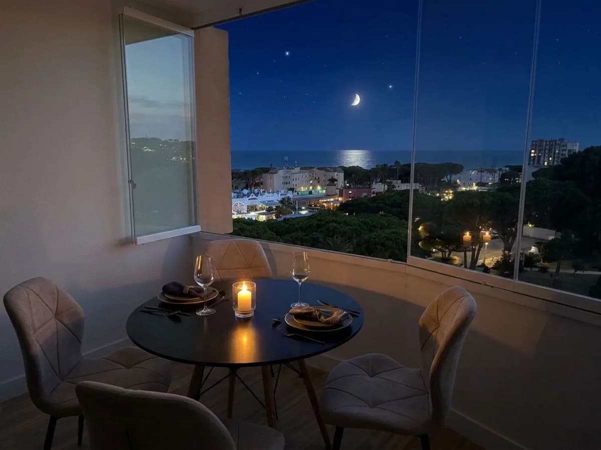 2 Bedroom Penthouse for Sale in Calahonda, Málaga