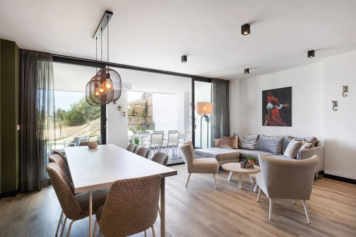 3 Bedroom Ground Floor Apartment for Sale in Mijas, Málaga - Image 7