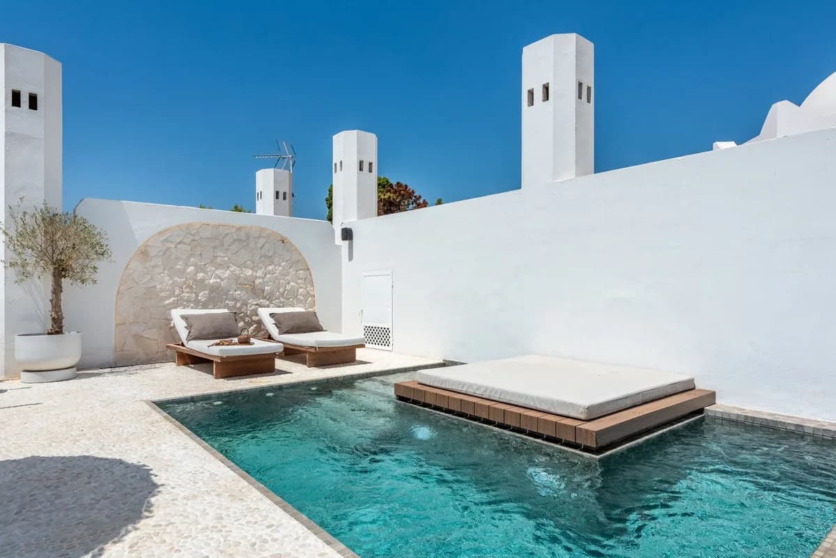 3 Bedroom Penthouse for Sale in The Golden Mile, Málaga - Image 3