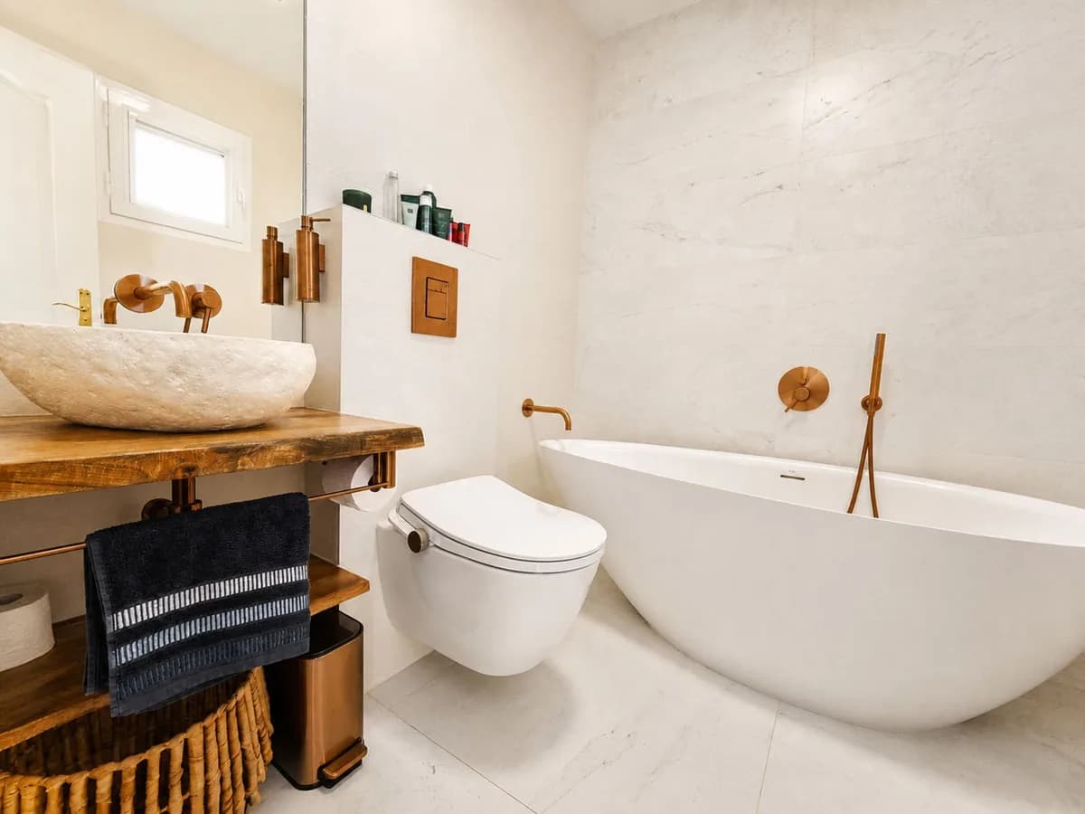 3 Bedroom Semi-Detached House for Sale in La Duquesa, Málaga - Image 4