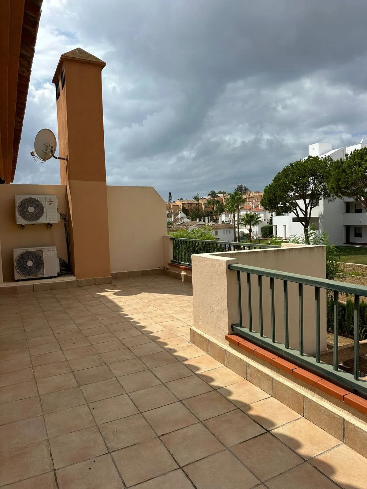 3 Bedroom Semi-Detached House for Sale in Miraflores, Málaga - Image 8
