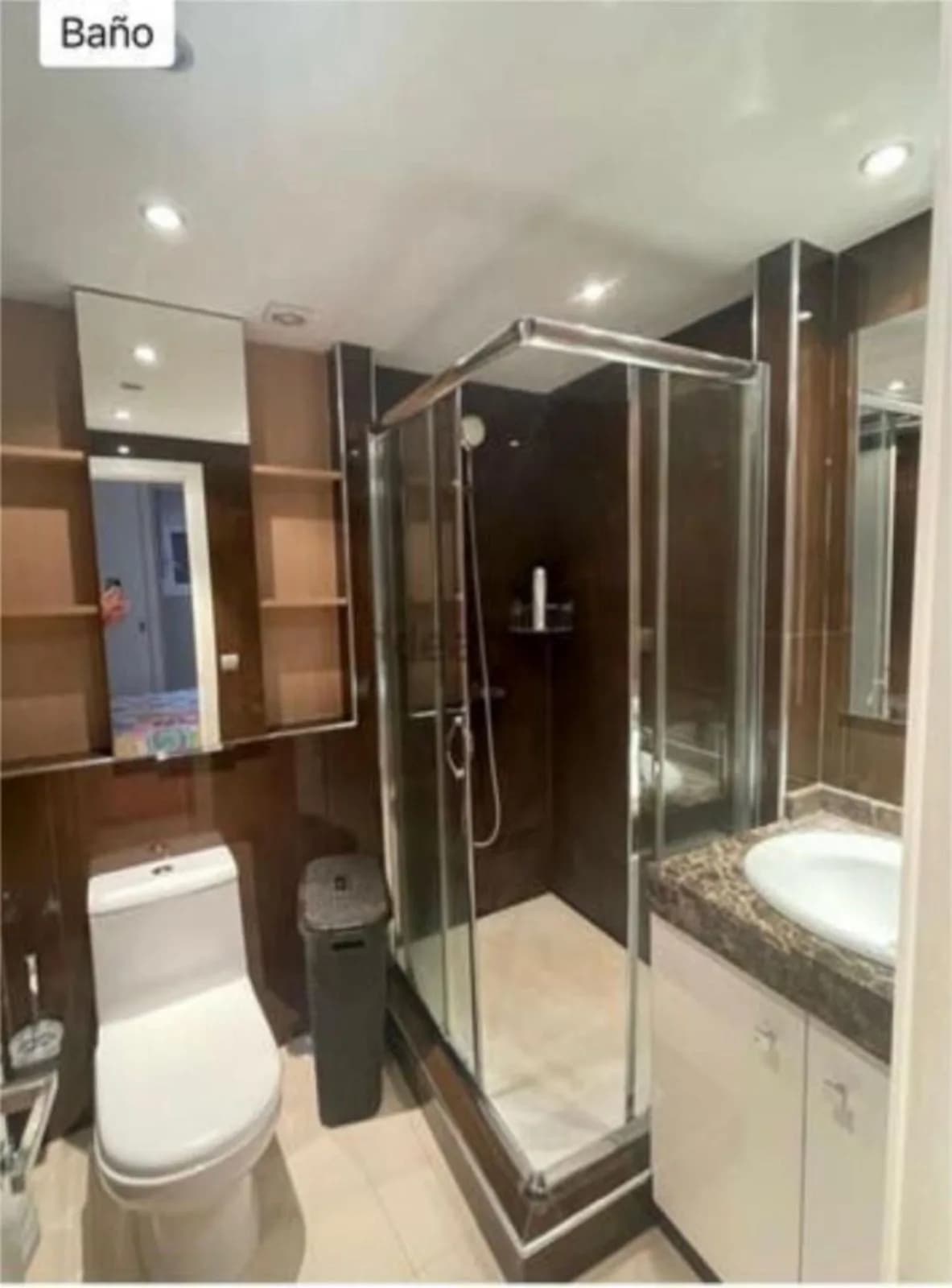 2 Bedroom Middle Floor Apartment for Sale in Marbella, Málaga - Image 5