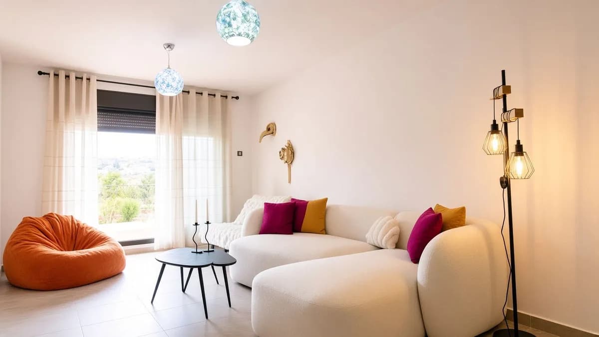 2 Bedroom Ground Floor Apartment for Sale in Casares Playa, Málaga - Image 3