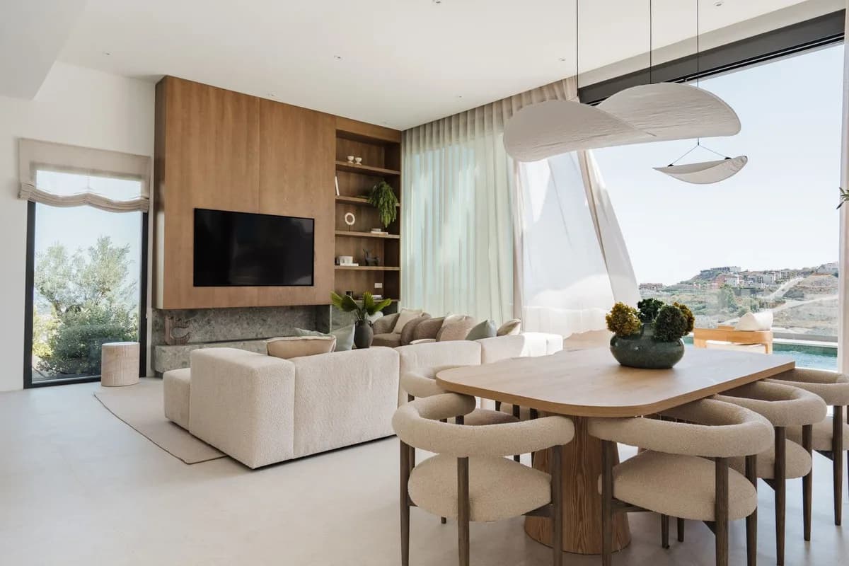 3 Bedroom Detached Villa for Sale in Benahavís, Málaga - Image 2