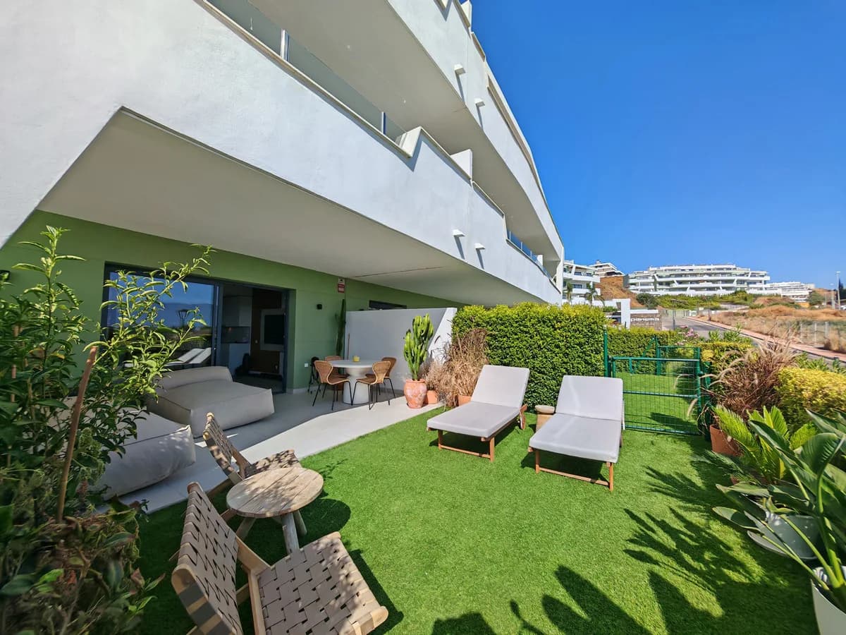 2 Bedroom Ground Floor Apartment for Sale in La Cala de Mijas, Málaga - Image 9