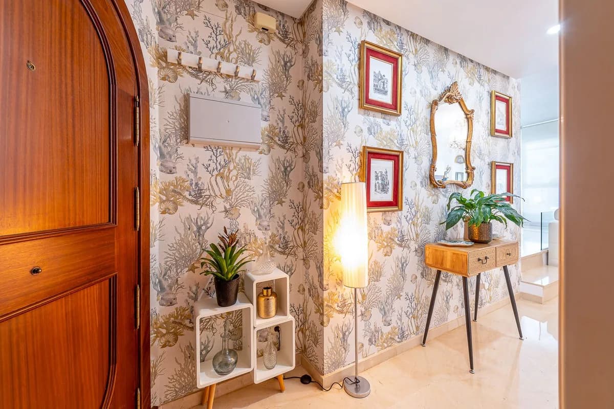 1 Bedroom Ground Floor Apartment for Sale in Benalmadena, Málaga - Image 5