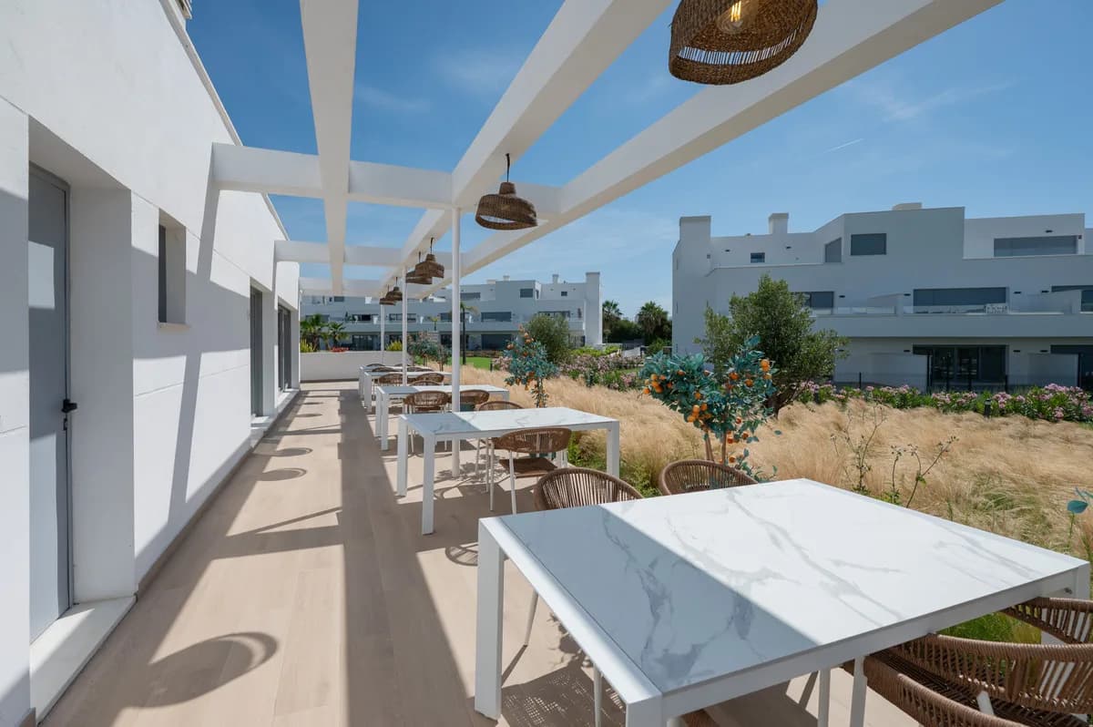 2 Bedroom Ground Floor Apartment for Sale in Estepona, Málaga - Image 7