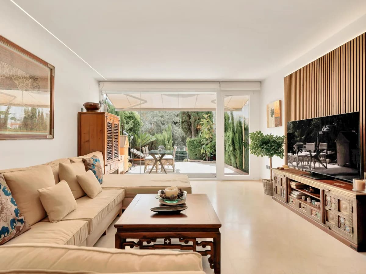 4 Bedroom Townhouse for Sale in Bahía de Marbella, Málaga - Image 5