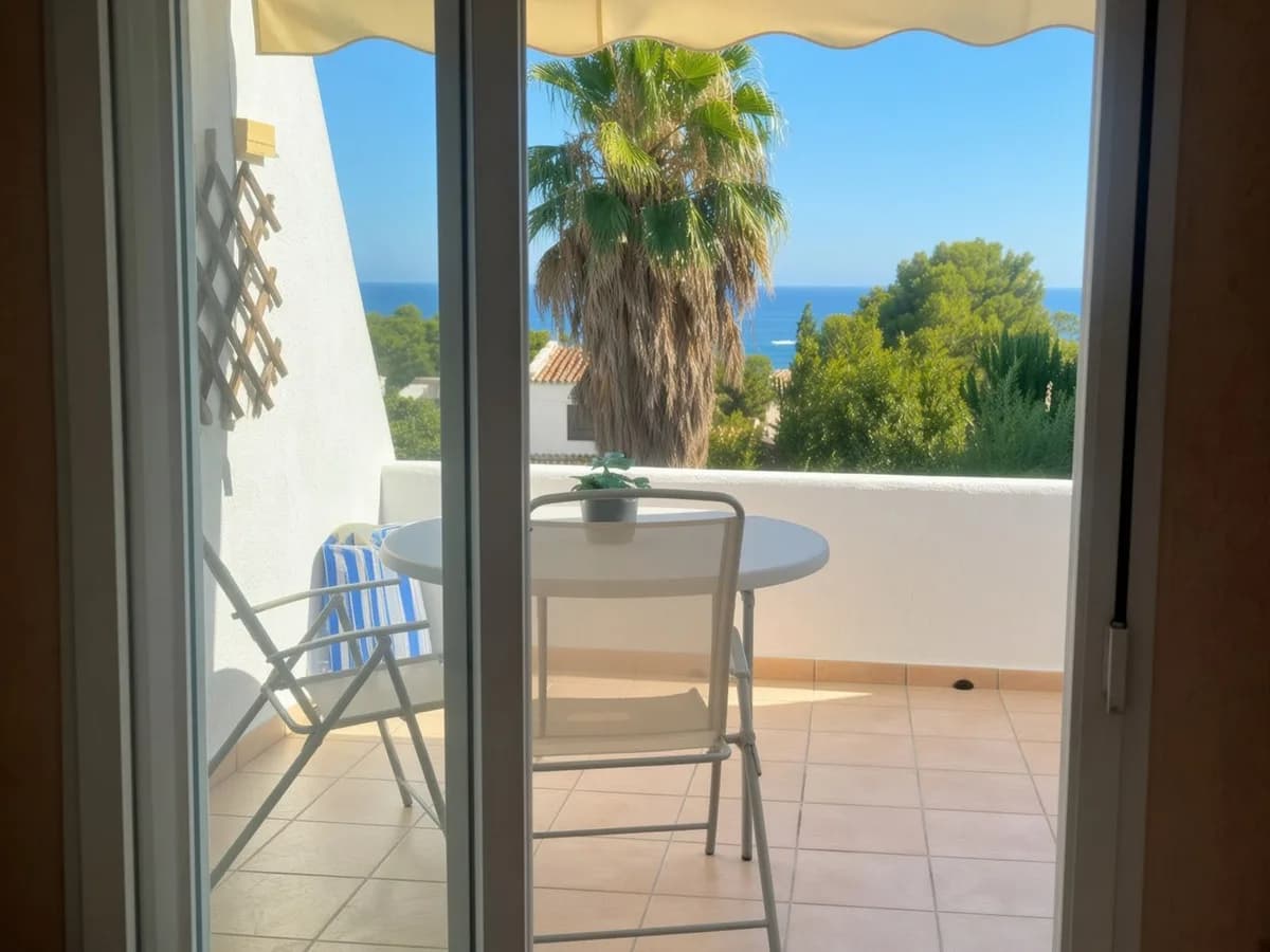 Middle Floor Studio for Sale in Estepona, Málaga